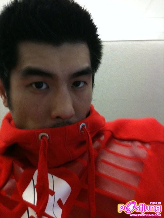 Eber Hwang (เอเบอร์ หวง) หนุ่มตี๋หล่อล่ำสายเลือดไต้หวัน