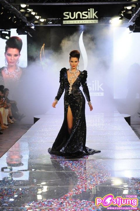 แฟชั่นครบเซ็ทจาก Sunsilk The Perfect Co-Creations Runway