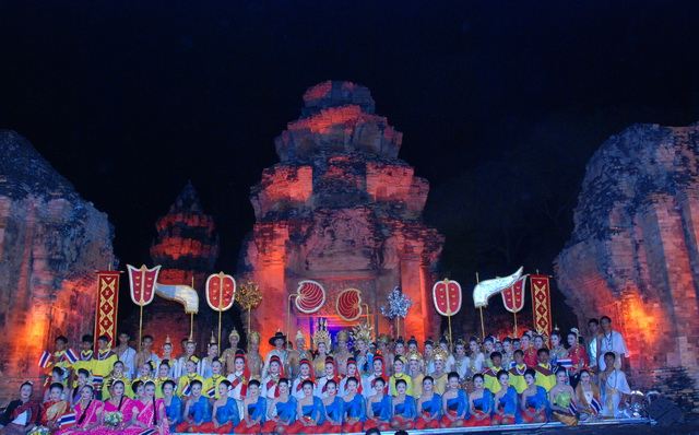สืบสานตำนานพันปีปราสาทศีขรภูมิ