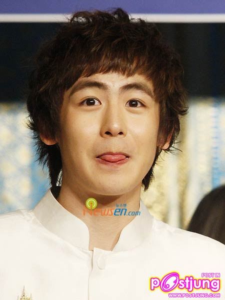 มาดูนิชคุณไหว้แบบไทย ๆกัน