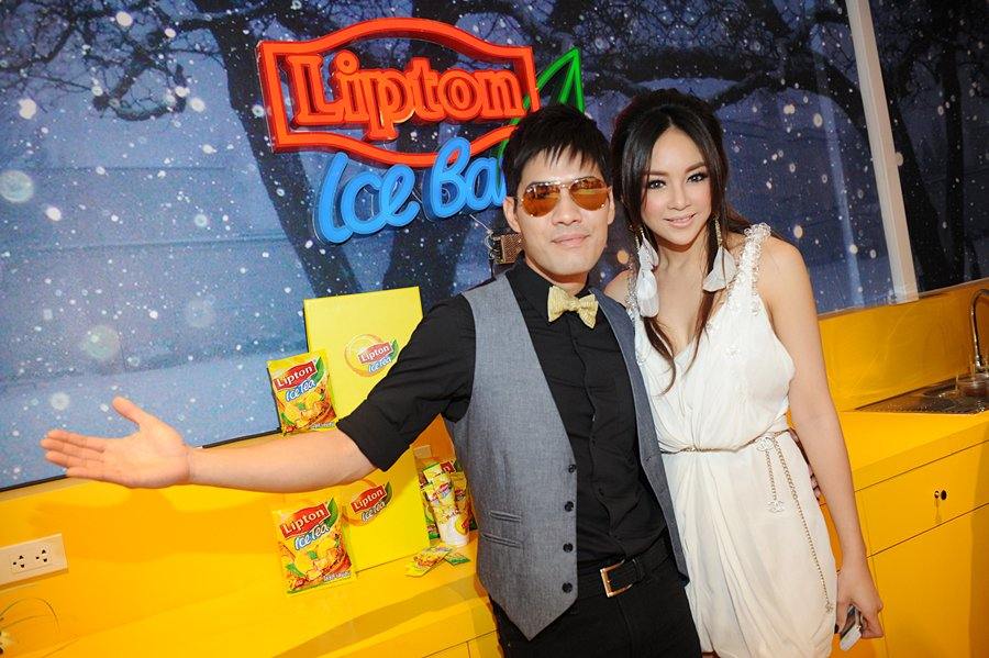 เป้ย วู้ดดี้ ไทเทเนี่ยม เปิดงาน Lipton Ice Bar