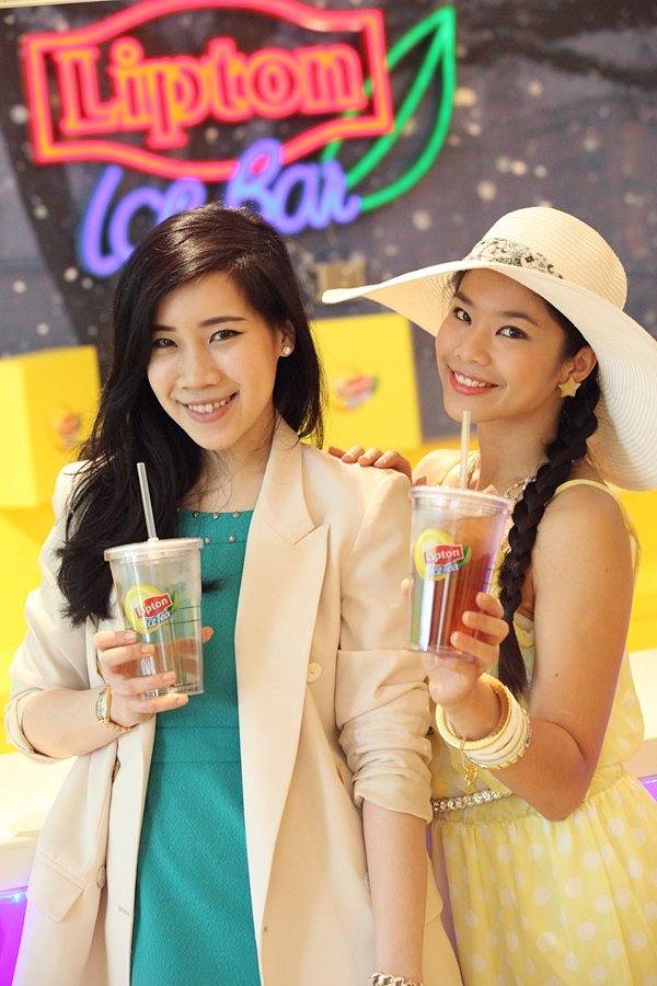เป้ย วู้ดดี้ ไทเทเนี่ยม เปิดงาน Lipton Ice Bar