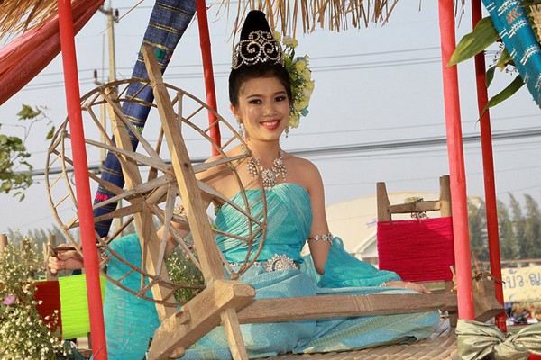 งานลอยกระทง ปี 53 มหาวิทยาลัยขอนแก่น