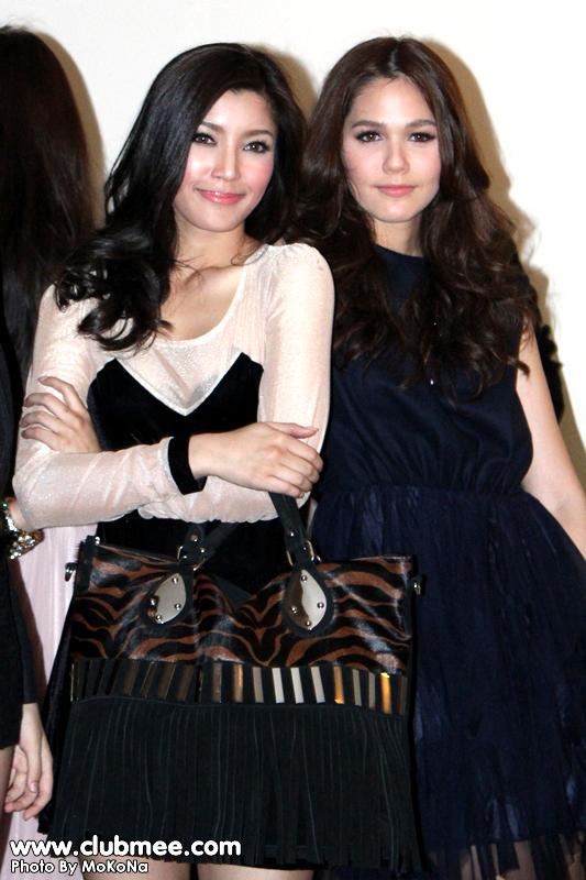 ชมพู่ อารยา @Second Floor, Park Lane Ekamai