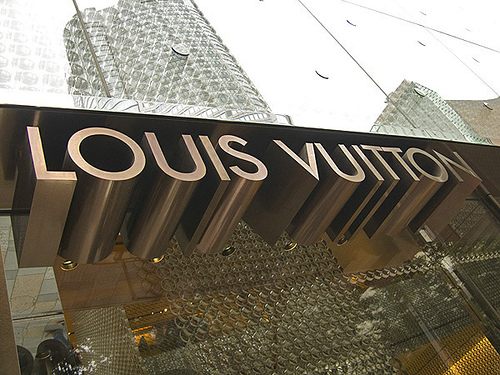 ไป Shopping กับ หวาน กันค่ะ