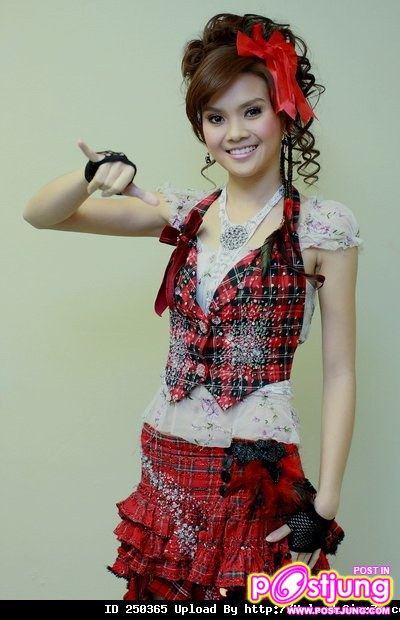 กับคอนเสิร์ต...แอ๊ด คาราบาว