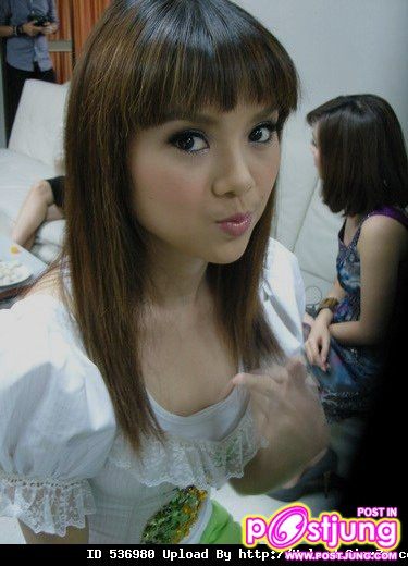 หลิว อาจารียา พรหมพฤกษ์