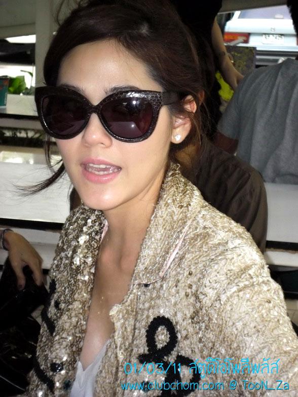 ชมพู่ อารยา ก่อนอัดรายการราตรีสโมสร