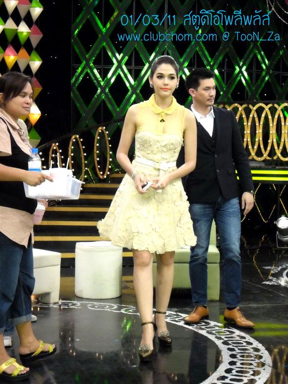 ชมพู่ อารยา ในรายการราตรีสโมสร สวยมากๆ
