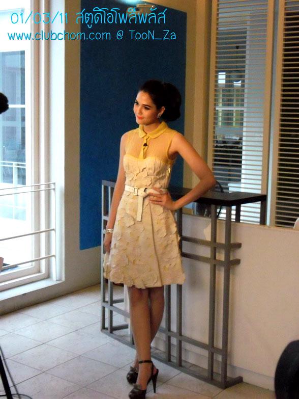 ชมพู่ อารยา ในรายการราตรีสโมสร สวยมากๆ