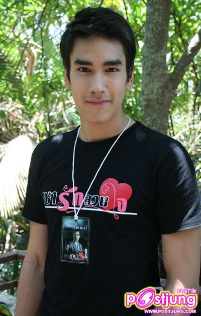 ณเดชน์...ไม่ว่าเขาจะเกิดชาติไหนลูกครึ่งอะไรไม่สำคัญ แค่เราชอบและรักณเดชน์ไม่เปลี่ยนแปลงก็พอ