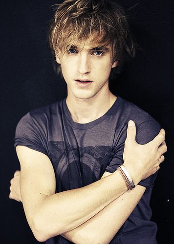 I  like  you, Handsome guy