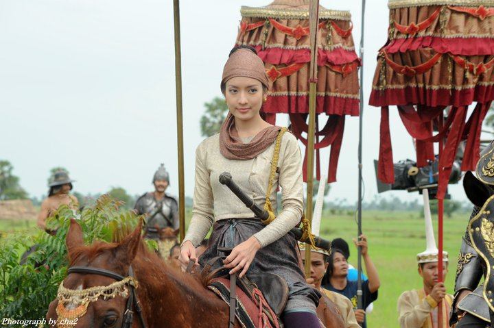 เบื้องหลัง ตำนานสมเด็จพระนเรศวร ค่ะ ((2))