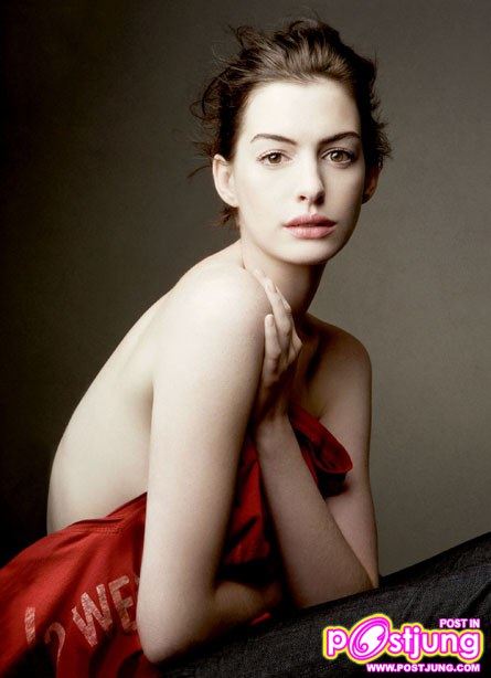 Anne Hathaway เธอไม่ได้น้อยไปกว่าใคร
