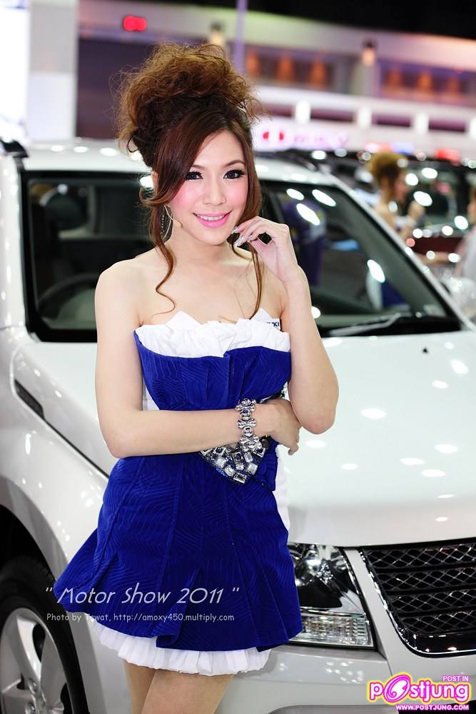 พริตตี้ ในงาน Motor Show 2011