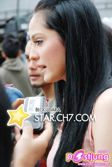 "ขวัญ"บวงสรวงละครเรื่องหอบรักมาห่มป่า