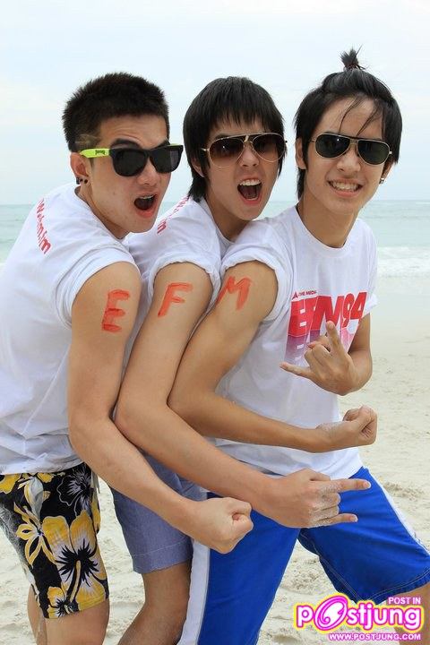 พี่เอิร์ธ Suck Seed (รวมอีกครั้ง)