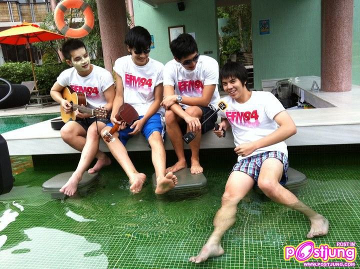 พี่เอิร์ธ Suck Seed (รวมอีกครั้ง)