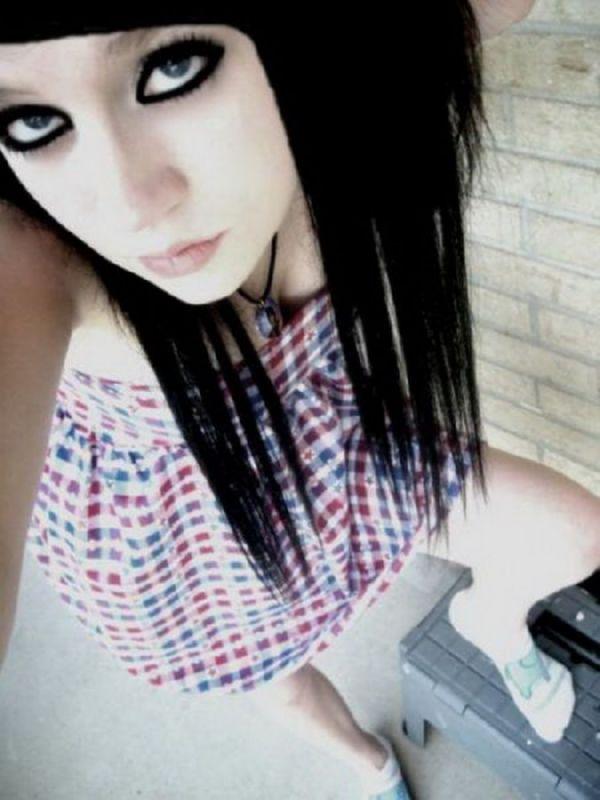 Emo girls