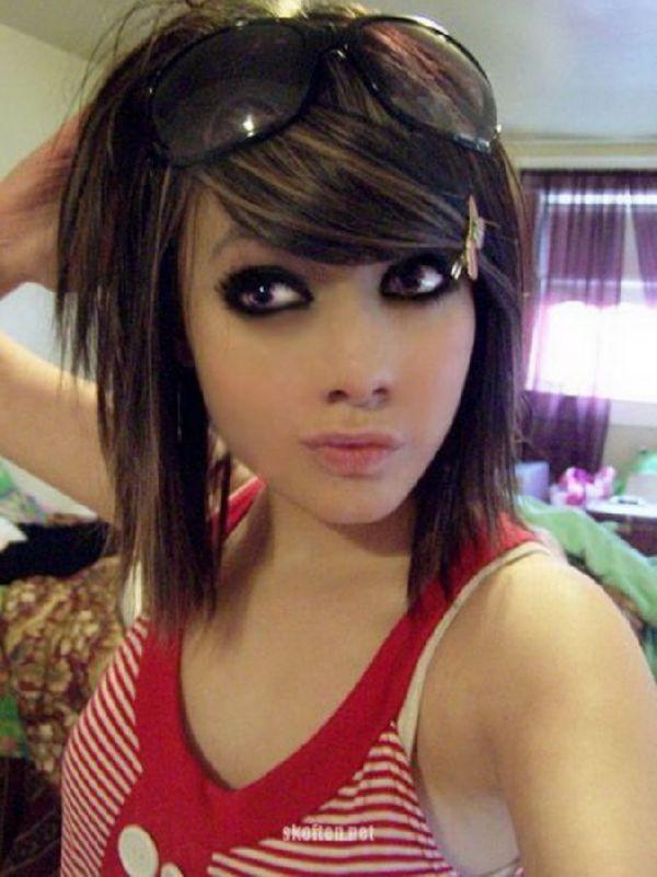 Emo girls