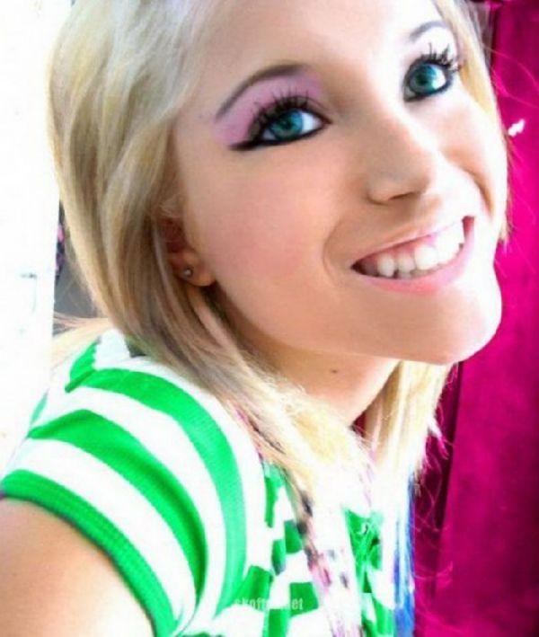 Emo girls