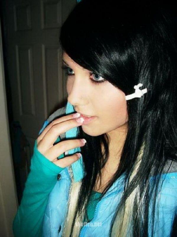 Emo girls