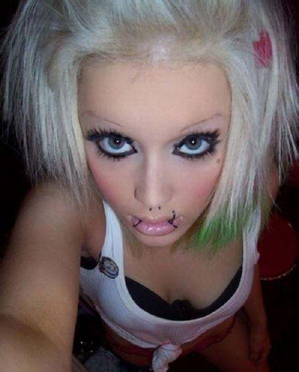 Emo girls