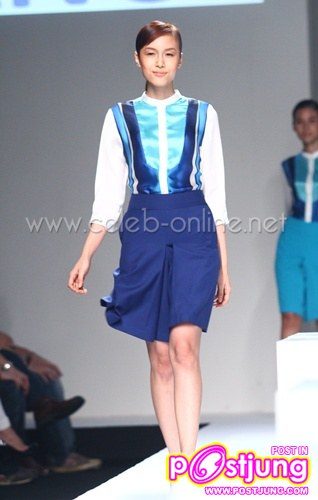 เครื่องแบบของ Flight Attendent