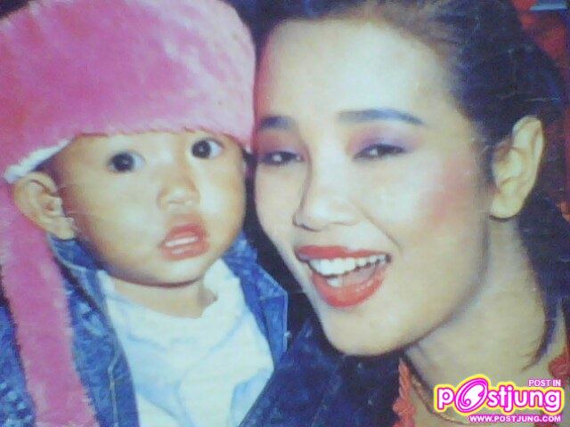 ราชินีลูกทุ่ง พุ่มพวง ดวงจันทร์