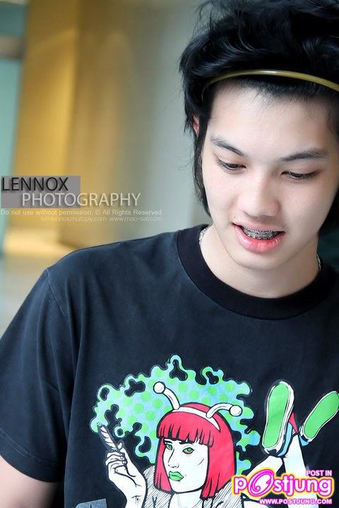 หนุ่มจัดฟันน่ารัก