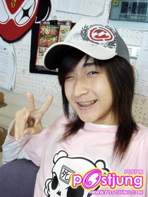 หนุ่มจัดฟันน่ารัก