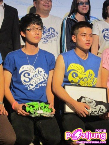 หนุ่มจัดฟันน่ารัก