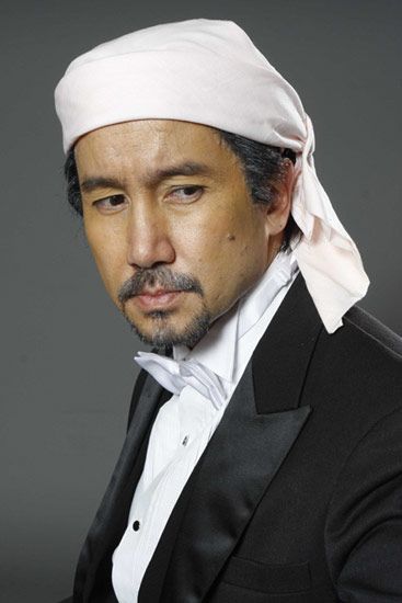 บี๋ ธีรพงศ์ เหลียวรักวงศ์ :: ลูกครึ่งไทย - อังกฤษ