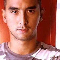 จอนนี่ อันวา ( Joni Anwar ) :: ลูครึ่งอินโด - สก็อต