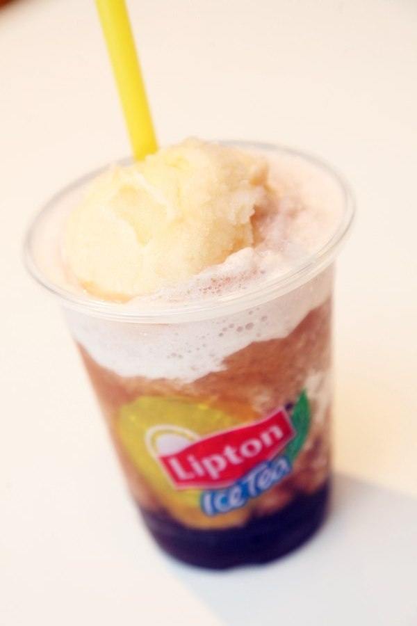 ดับร้อน ดื่มชาเย็นกันค่ะ