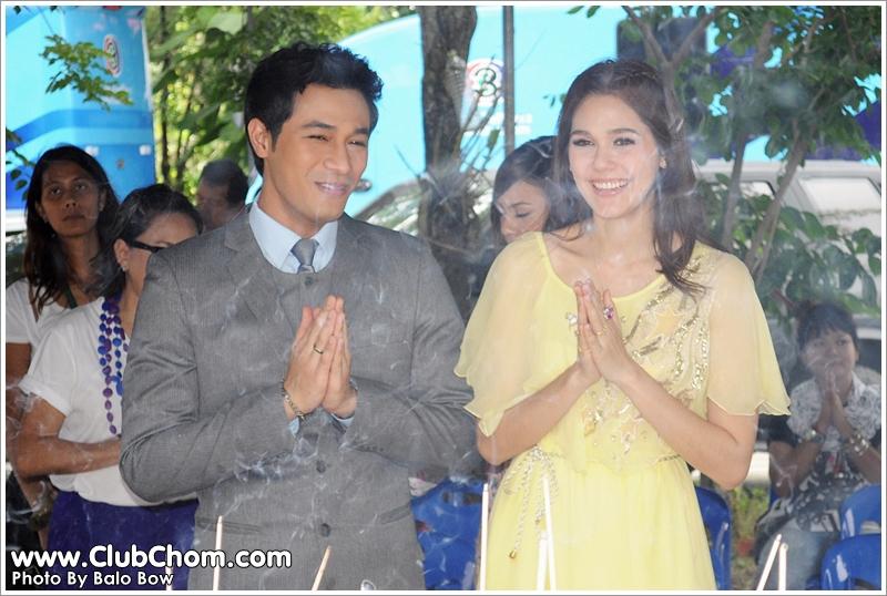ชมพู่ อารยา  และ เบนซ์ พรชิตา ในละครเมียแต่ง