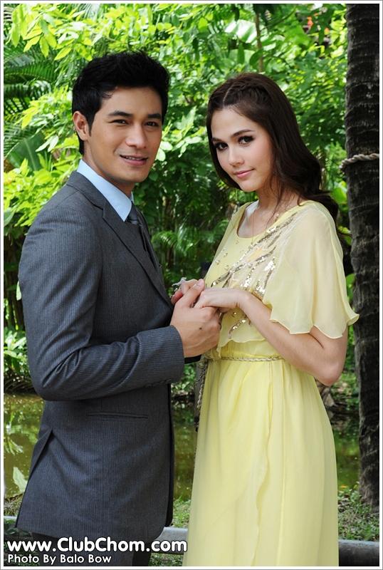 ชมพู่ อารยา  และ เบนซ์ พรชิตา ในละครเมียแต่ง