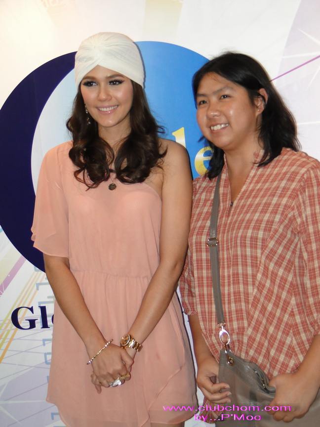 ชมพู่ อารยา ในงาน Globlex in Money Expo 2011