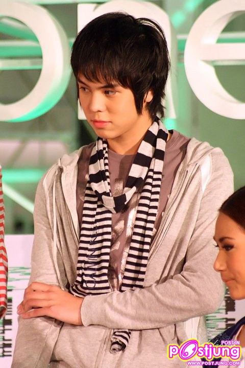 พีช พชร