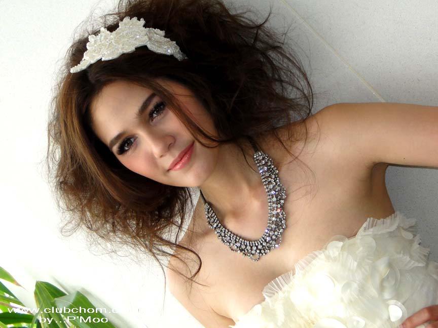 ชมพู่ อารยา บวงสรวงละครต้มยำลำซิ่ง สวยหวานมากๆ