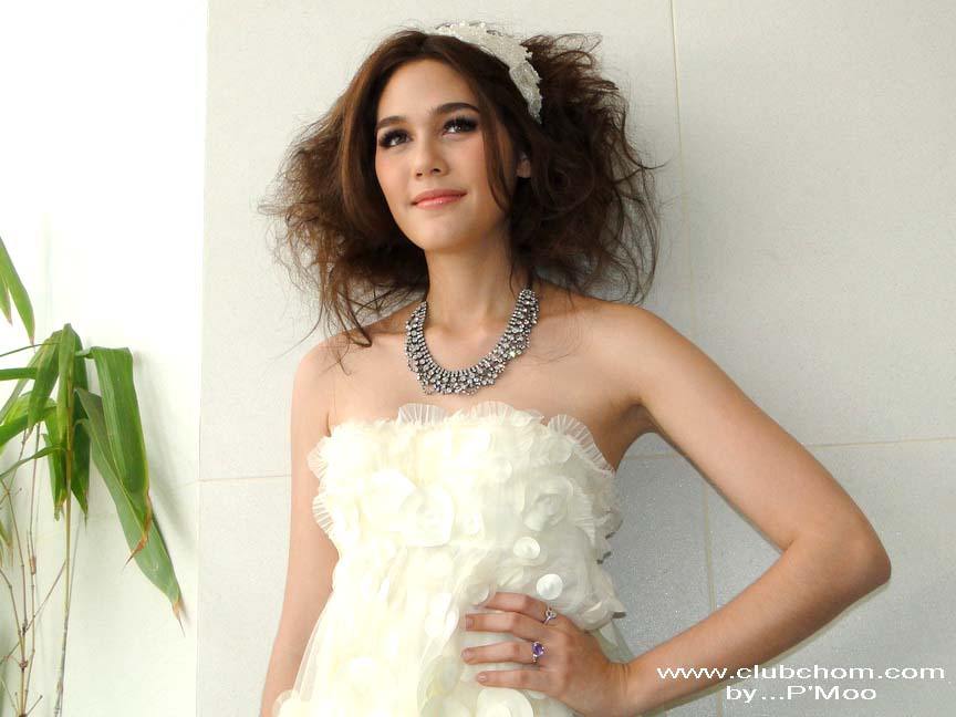 ชมพู่ อารยา บวงสรวงละครต้มยำลำซิ่ง สวยหวานมากๆ