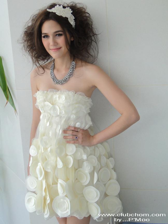 ชมพู่ อารยา บวงสรวงละครต้มยำลำซิ่ง สวยหวานมากๆ