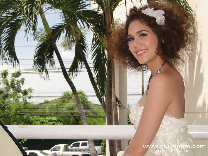 ชมพู่ อารยา บวงสรวงละครต้มยำลำซิ่ง สวยหวานมากๆ