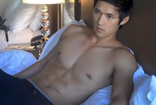 หนุ่มตี๋ harry shum jr.หรือMike Changในglee