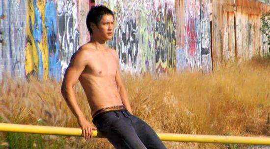 หนุ่มตี๋ harry shum jr.หรือMike Changในglee