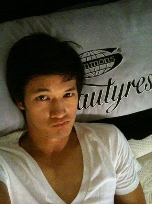 หนุ่มตี๋ harry shum jr.หรือMike Changในglee