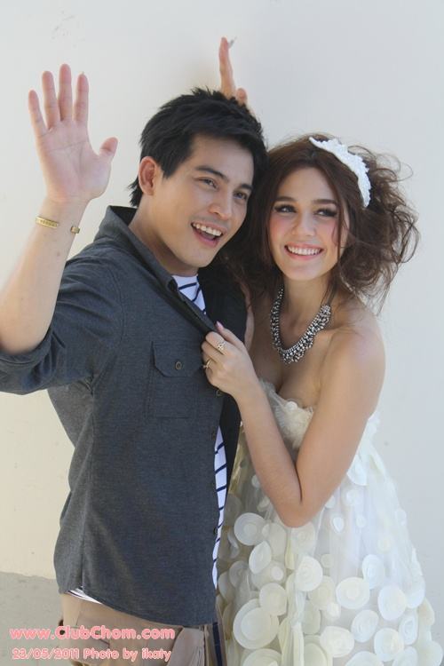 ชมพู่ อารยา ในพิธีบวงสรวงต้มยำลำซิ่ง