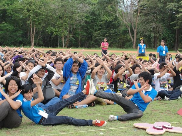 รับน้องสู่รั้วมอดินแดง มหาวิทยาลัยขอนแก่น 54