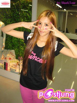 สาวน่ารักใสๆ แบ๊วๆ