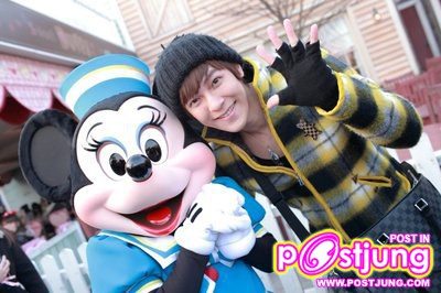 Jiro Wang